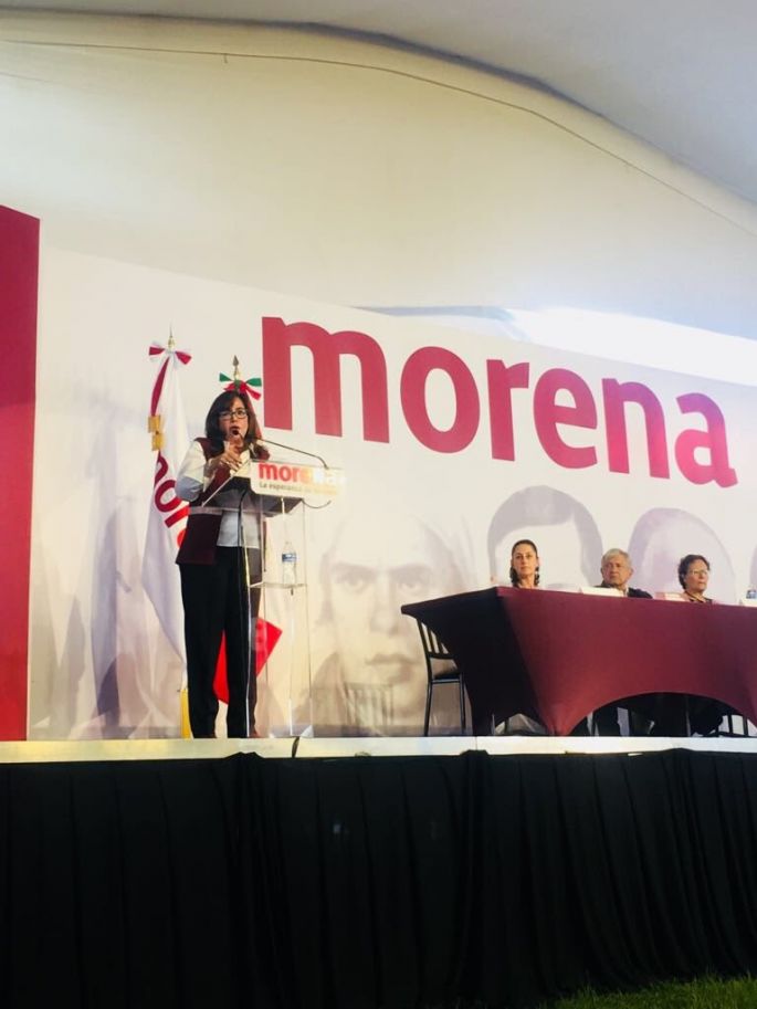 Yeidckol Polevnsky continuará al frente de Morena un año más