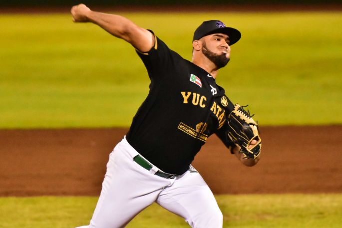 Leones blanquea a Olmecas y asegura la serie en el Kukulcán