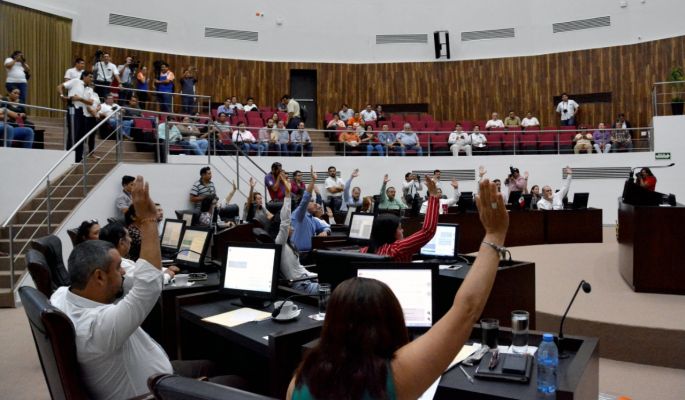 Por mayoría, la LXII Legislatura aprueba integración de comisiones permanentes  