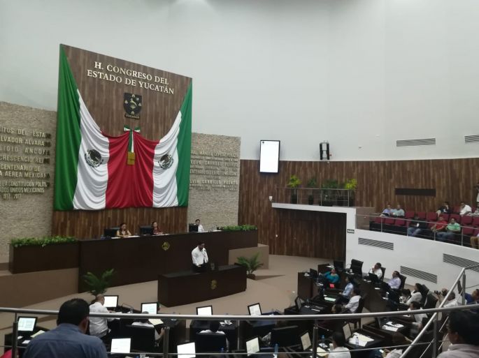 Diputados locales critican el formato de la Glosa, dicen que es obsoleto