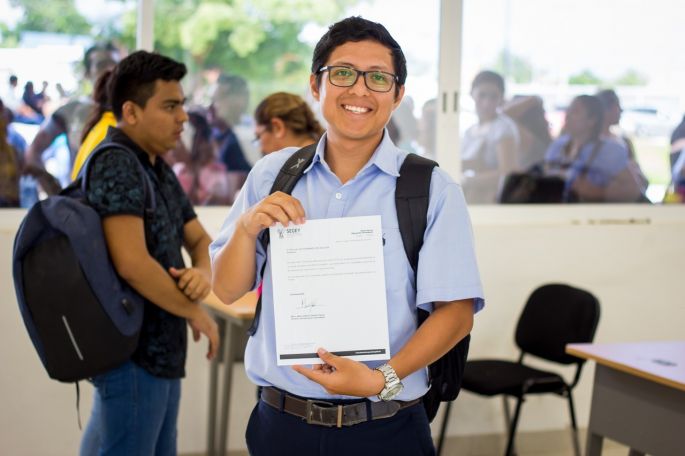 Otorga Segey certeza laboral a docentes de secundaria   
