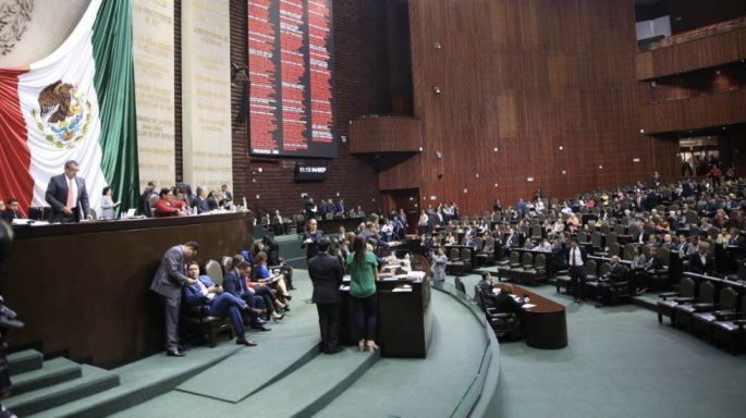 Morena presenta la iniciativa para eliminación del fuero