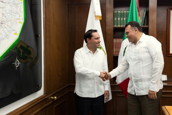 Mauricio Vila presenta a su gabinete legal; repite Ernesto Herrera y Luis Felipe Saidén