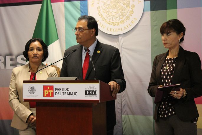 Propone el PT a AMLO abrir otra licitación para la construcción del nuevo aeropuerto