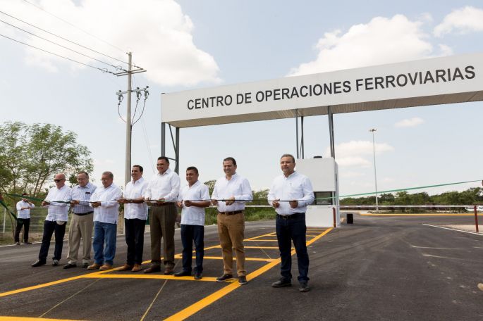 Zapata Bello inaugura el primer proyecto ferroviario realizado en Yucatán desde hace casi un siglo