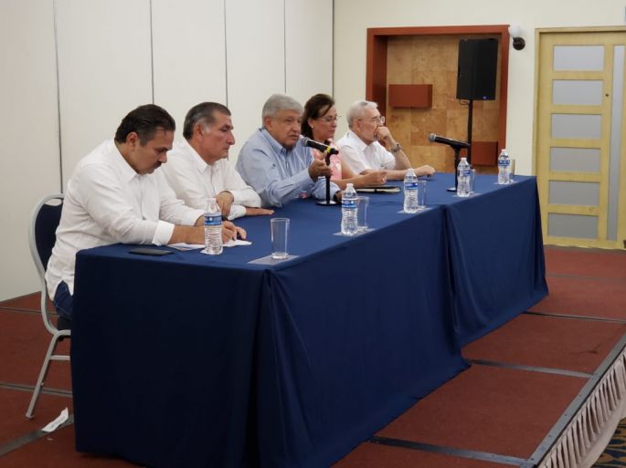 AMLO y empresarios acuerdan en Tabasco inversión conjunta para el plan de rescate del sector energético