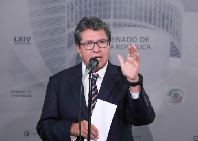 Les recortan sus jugosos ingresos a los senadores