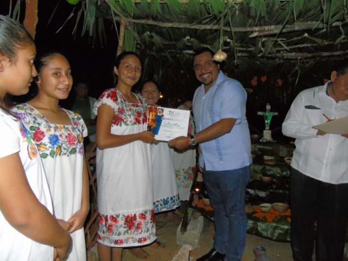 Tradiciones vivas en el concurso de Altares Ticul 2018