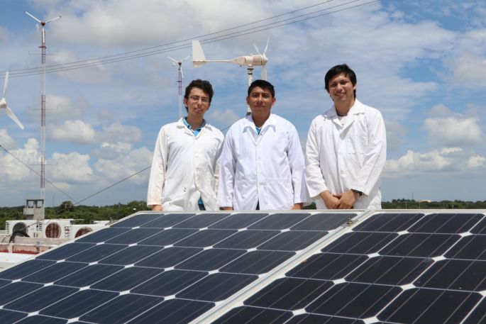 Estudiantes e investigadores intercambian ideas para un mejor desarrollo sustentable