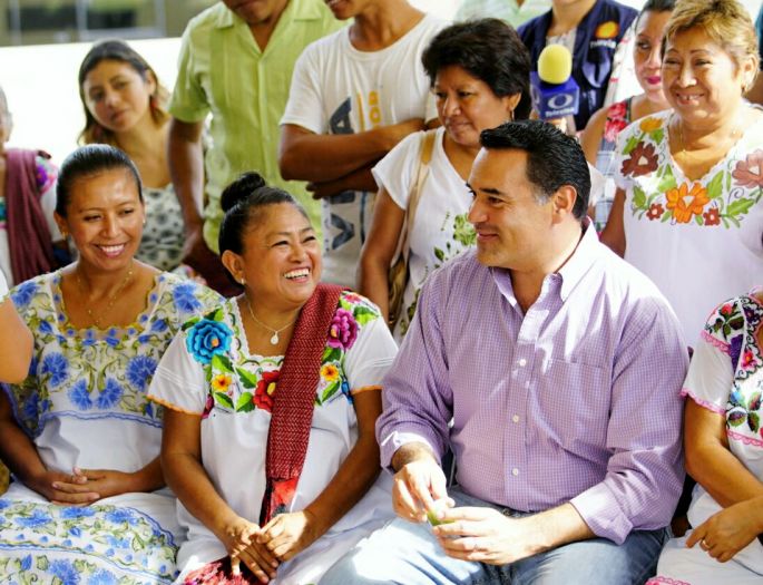 El alcalde Renán Barrera anuncia nuevos apoyos para impulsar proyectos productivos de mujeres en las comisarías   