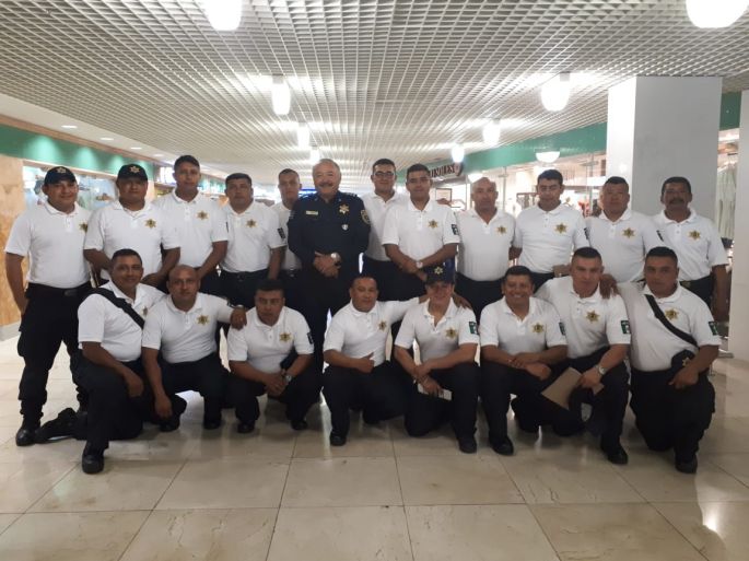 Policías de Mérida, a un curso S.W.A.T. en Miami, Florida