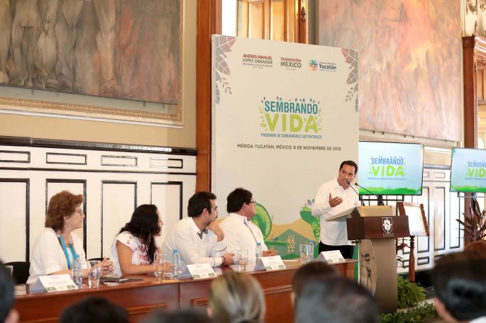 Meta del sexenio: reducir a cero la pobreza extrema en Yucatán