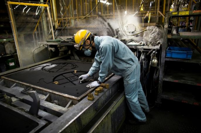 La economía japonesa se contrae afectada por los desastres naturales