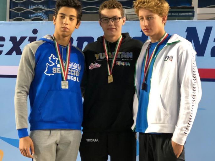 Excelentes resultados de nadadores yucatecos en el Nacional de Guadalajara