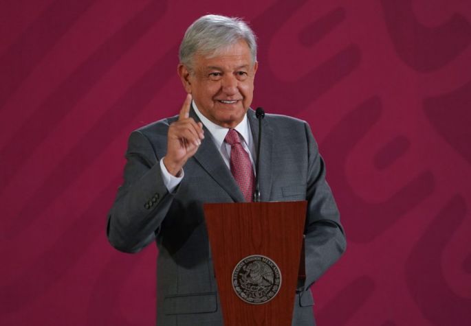 Revela Andrés Manuel López Obrador terna para ministro de SCJN, será enviada hoy al Senado