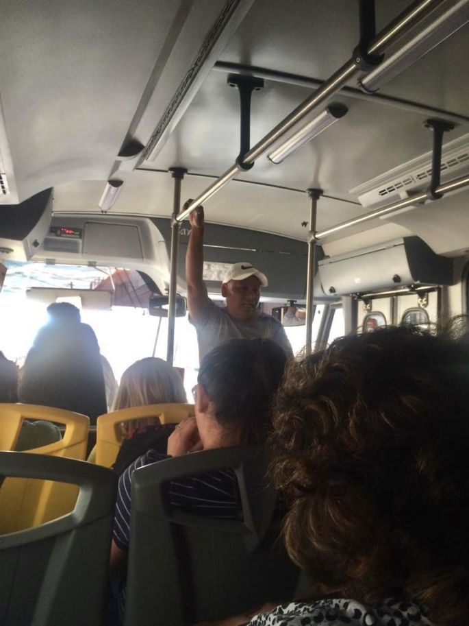 Presuntos hondureños piden ayuda en autobuses del servicio urbano de Mérida 