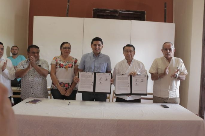 El Ayuntamiento de Tekax y el Indemaya firman convenio de colaboración 