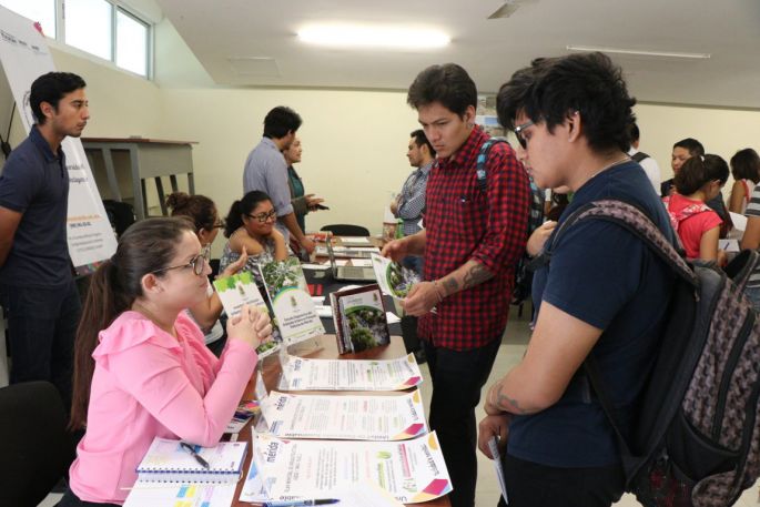 Se llevó a cabo la Feria de Servicio Social del Campus de Ciencias Sociales, Económico Administrativo y Humanidades