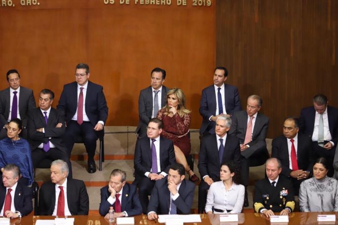 Gobernador Mauricio Vila Dosal asiste a ceremonia por el aniversario de la Constitución Política mexicana