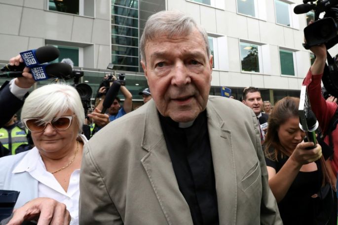 El número tres del Vaticano, el cardenal Pell, es declarado culpable de pederastia