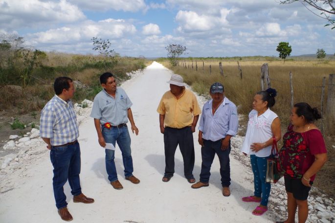 La Conagua entrega trabajos de rehabilitación de 7.1 kilómetros de caminos saca cosechas