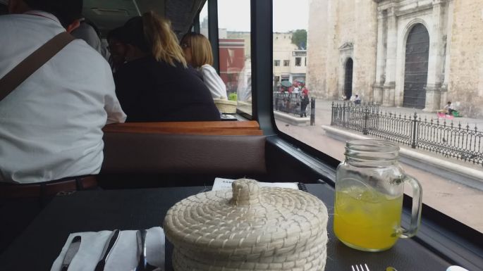 Inicia actividades el primer gastrobus turístico en Mérida