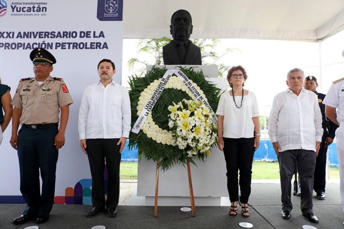 Autoridades Estatales conmemoran el 81 aniversario de la Expropiación Petrolera