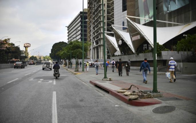 Nuevo apagón en Venezuela, suspenden la jornada laboral y educativa 