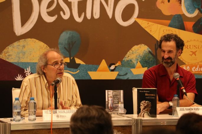Juan Villoro, Héctor Manjarrez y “Catón”, entre otros, comparten sus más recientes obras literaria en la FILEY