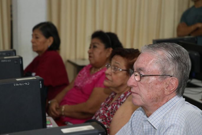 Da inicio la segunda generación de la Universidad de los Mayores