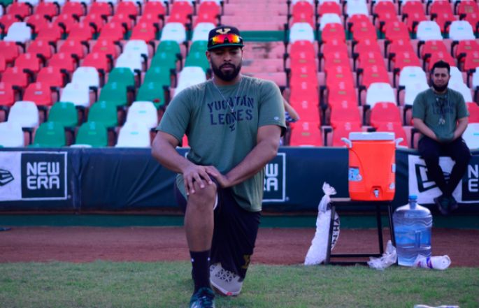 Art Charles se prepara para hacer estallar la ofensiva melenuda