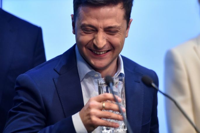 El cómico Zelenski elegido presidente de Ucrania con 73% de votos