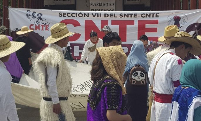 Amenaza la CNTE: paro indefinido y bloqueos si se aprueba reforma educativa