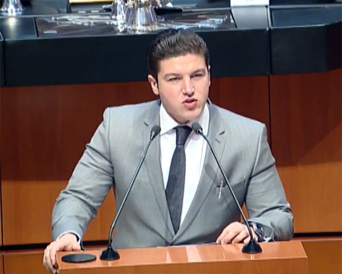 Presentan iniciativa para restringir la protección de datos personales de servidores públicos