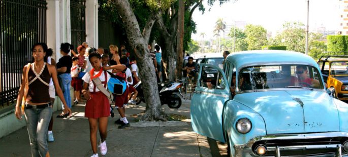 Las sanciones de Estados Unidos a Cuba y Venezuela violan los derechos humanos
