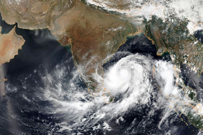 India ordena la evacuación de más de un millón de personas ante la llegada de ciclón