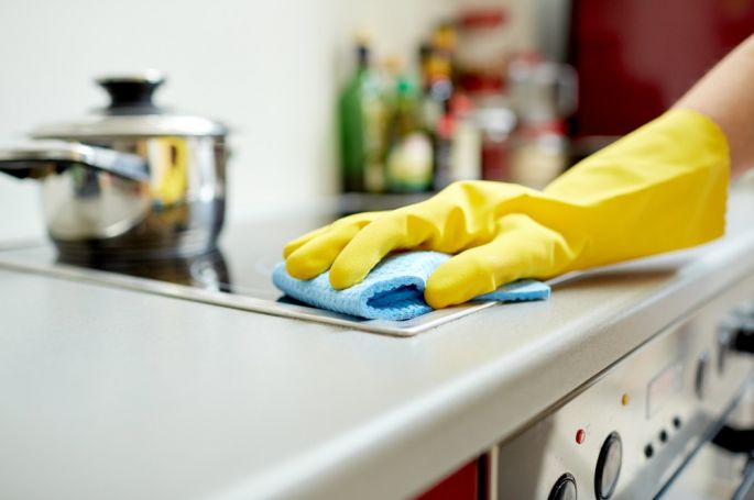 Avalan garantizar en la ley los derechos laborales de trabajadoras del hogar