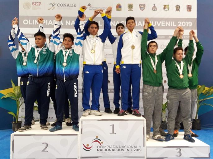 Plata y bronce en equipos en Esgrima de la Olimpiada Nacional