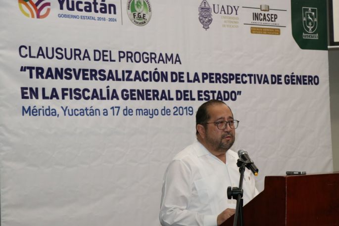 Promueve la UADY la no discriminación e igualdad entre hombres y mujeres