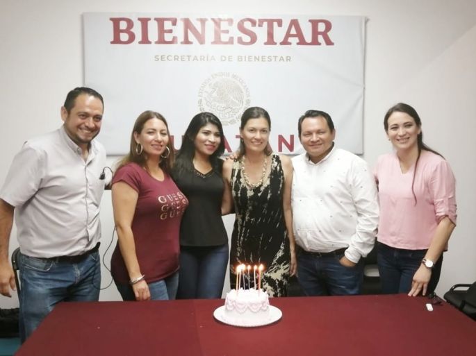 Descontento de personas de la tercera edad contra la Secretaría del Bienestar