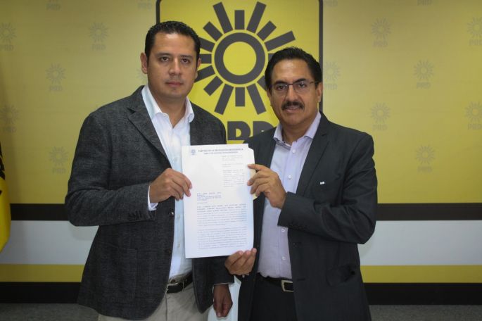 Denuncia el PRD ante la FEPADE a funcionario del Gobierno Federal