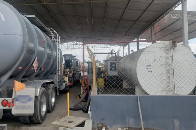 Aseguran cerca de 200 mil litros de hidrocarburo en Guerrero; detienen a 3 personas