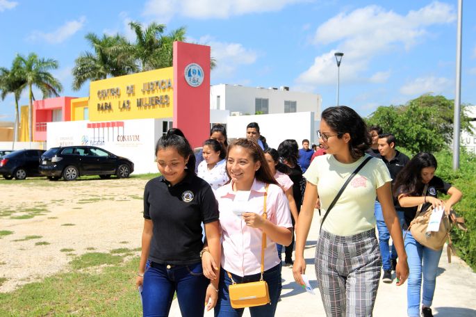 La Fiscalía del Estado abre sus puertas a jóvenes universitarios 