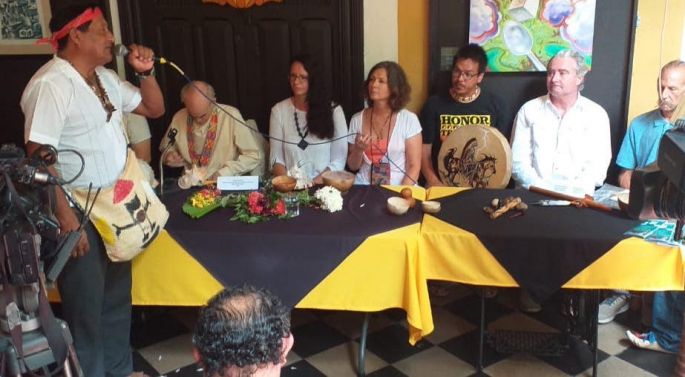 Consolidan lazos de hermandad grupos originarios de Yucatán y América del Norte