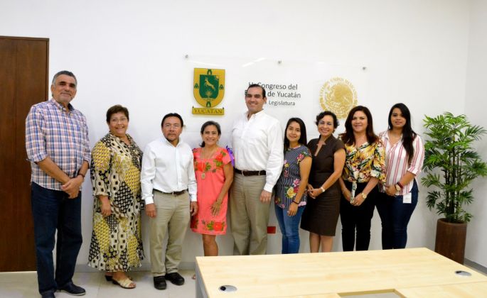 Buscan que el Congreso de Yucatán implemente el modelo de "Parlamento abierto"