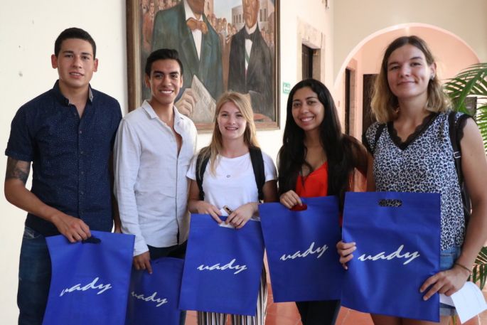 Recibe la UADY a estudiantes de movilidad,  156 son mexicanos y 110 extranjeros