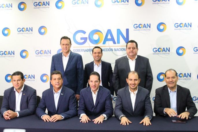 Otro viaje del Gobernador Mauricio Vila, asiste a la conformación de la Asociación de Gobiernos del PAN