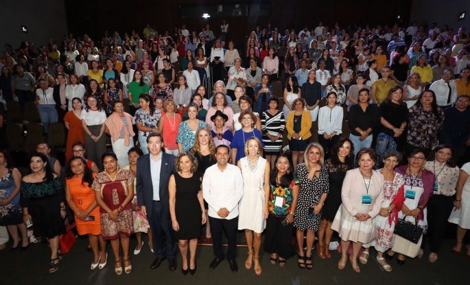 Inauguran la Cumbre de Mujeres Líderes Latinoamericanas