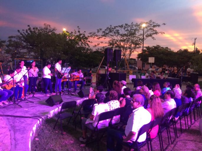 Celebran la Caravana Cultural de la UADY en el Fraccionamiento Las Américas