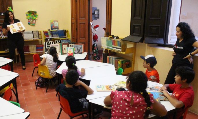 Biblioteca “Manuel Cepeda Peraza” abre el mundo de las letras para toda la familia